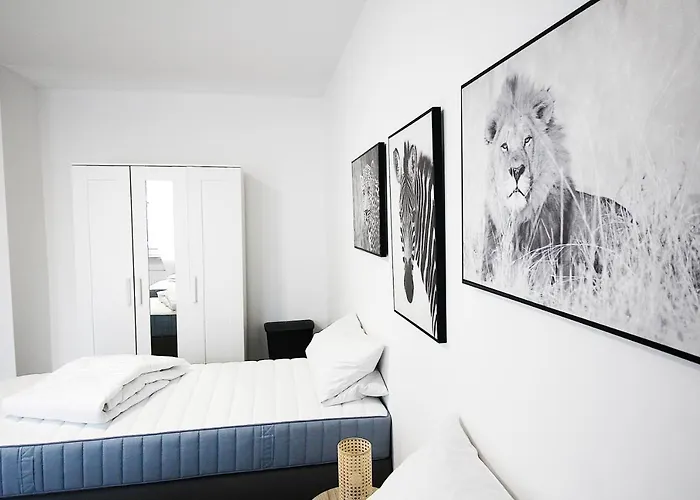 Apartment Sh Team 4 Fuer Max 19 Personen L Monteure L Messe L Business *