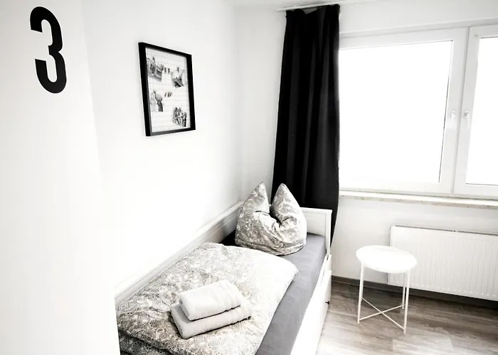 Sh Team 4 Fuer Max 19 Personen L Monteure L Messe L Business Duisburg