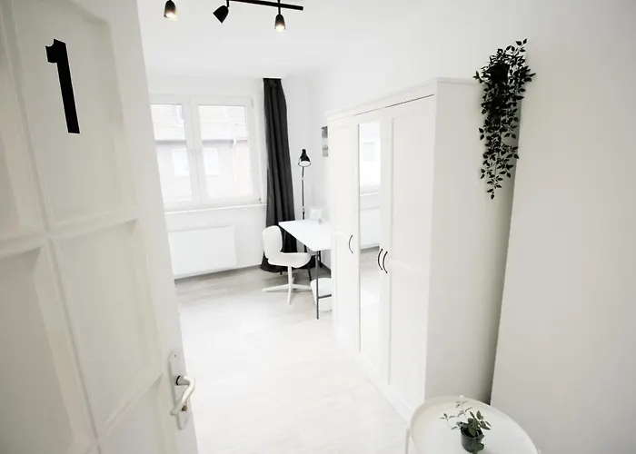 Sh Team 4 Fuer Max 19 Personen L Monteure L Messe L Business *