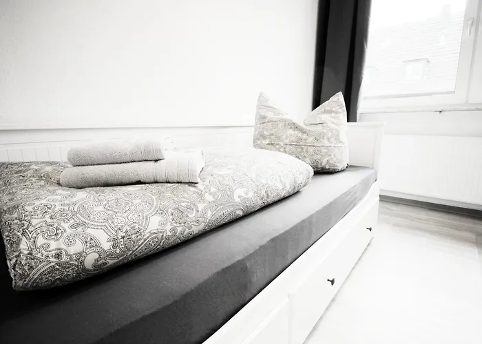 Sh Team 4 Fuer Max 19 Personen L Monteure L Messe L Business 公寓 杜伊斯堡