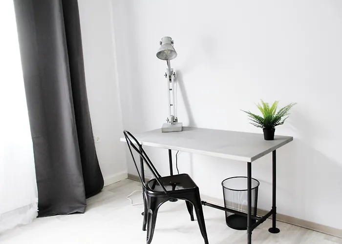 Sh Team 4 Fuer Max 19 Personen L Monteure L Messe L Business *