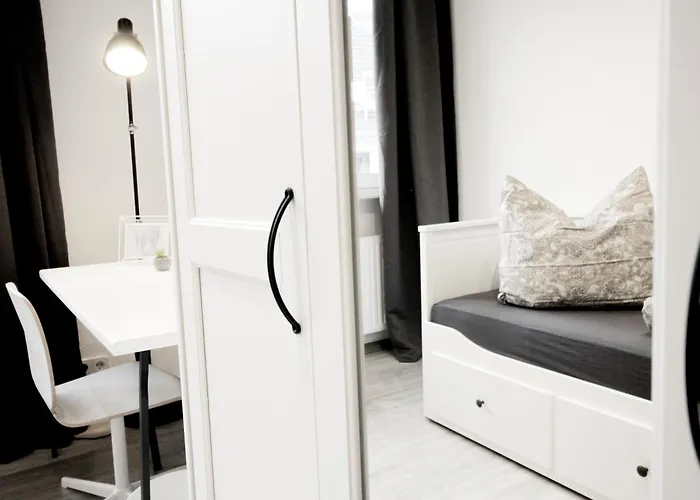 公寓 Sh Team 4 Fuer Max 19 Personen L Monteure L Messe L Business 杜伊斯堡